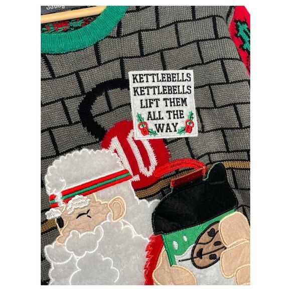 33 Degrees Sweater Mens XL Ugly Christmas Holiday Workout Kettlebell Buff Santa - Picture 8 of 12